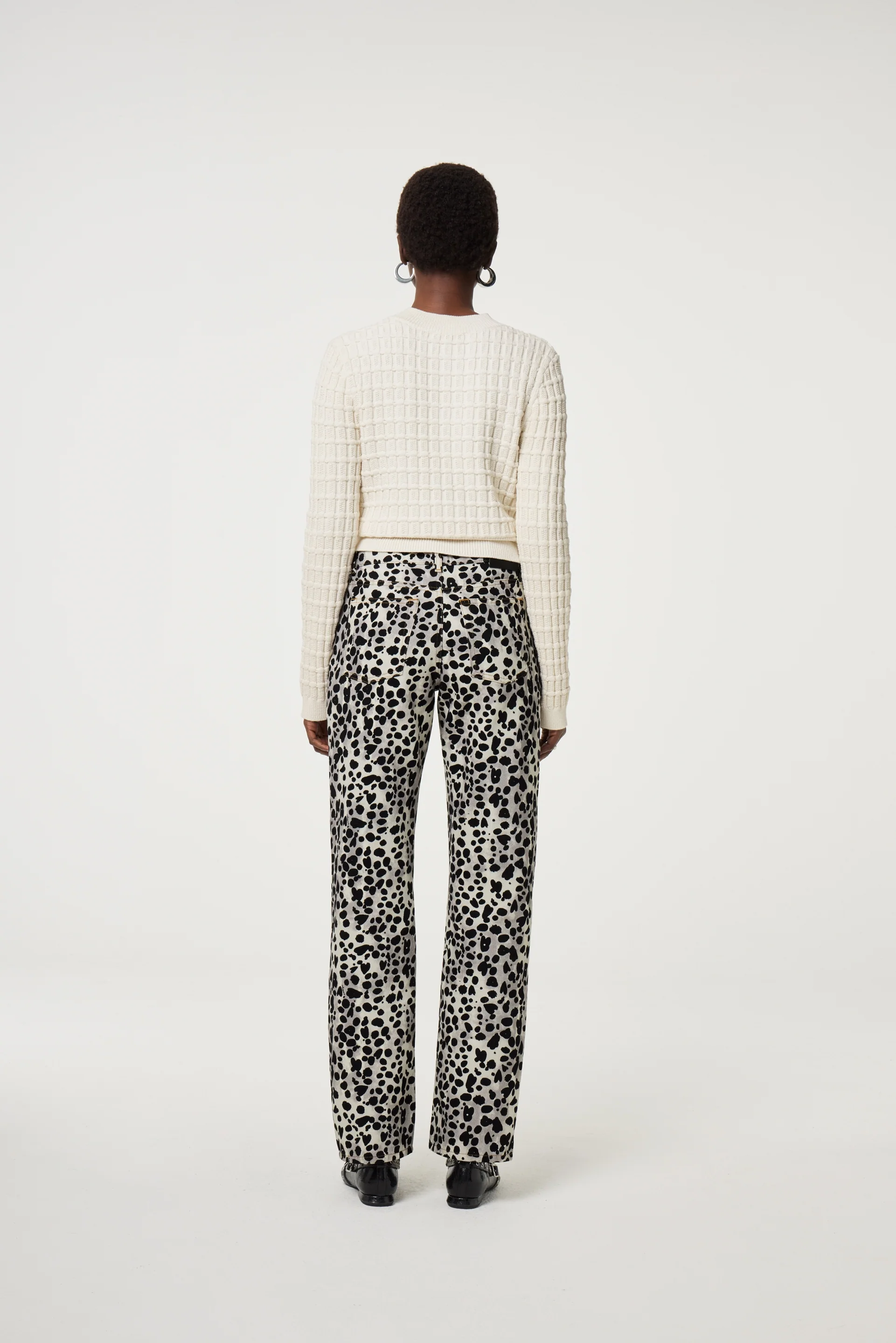 Chin Cardigan | Cosy White - Image 3